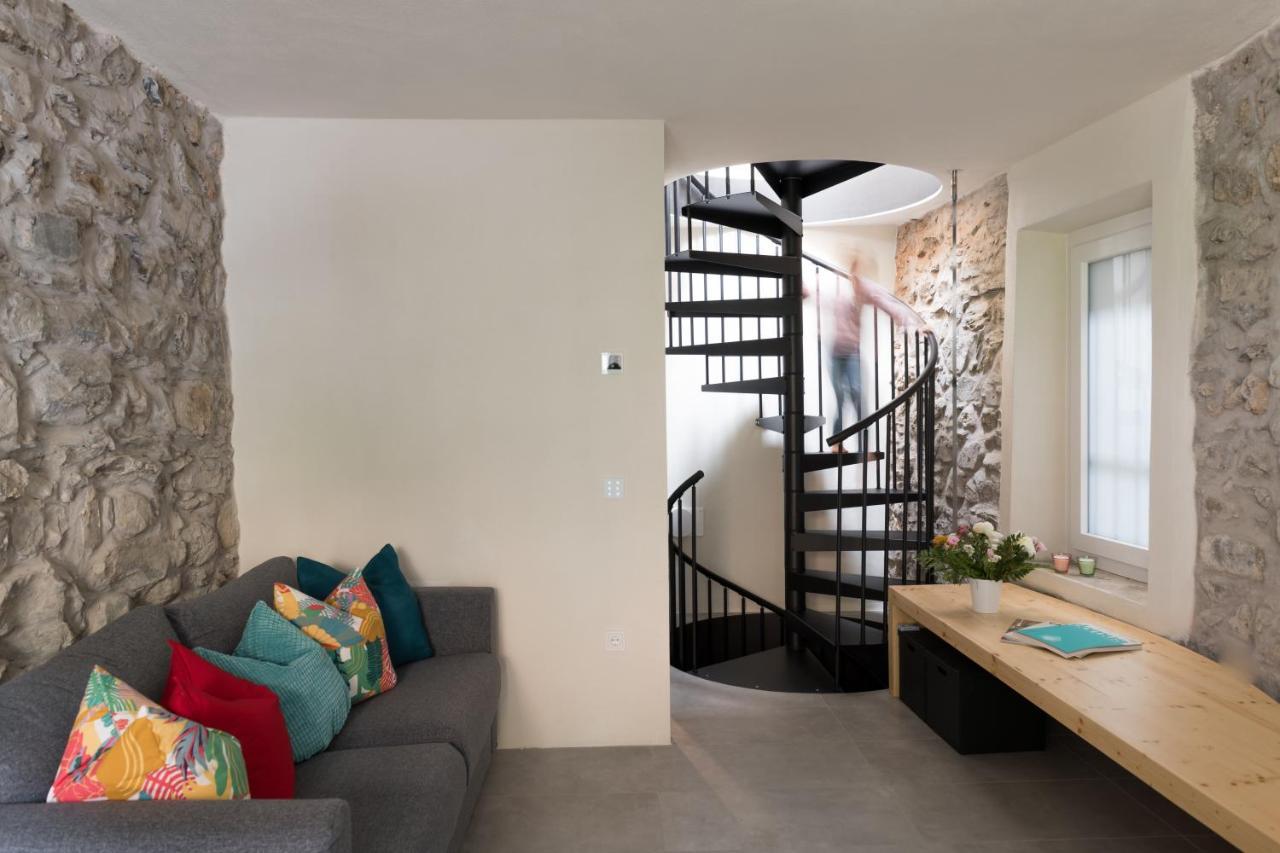 Civico 2 Apartment Costa Volpino Ngoại thất bức ảnh