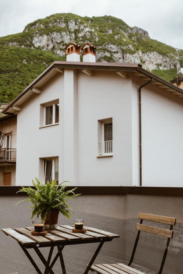 Civico 2 Apartment Costa Volpino Ngoại thất bức ảnh